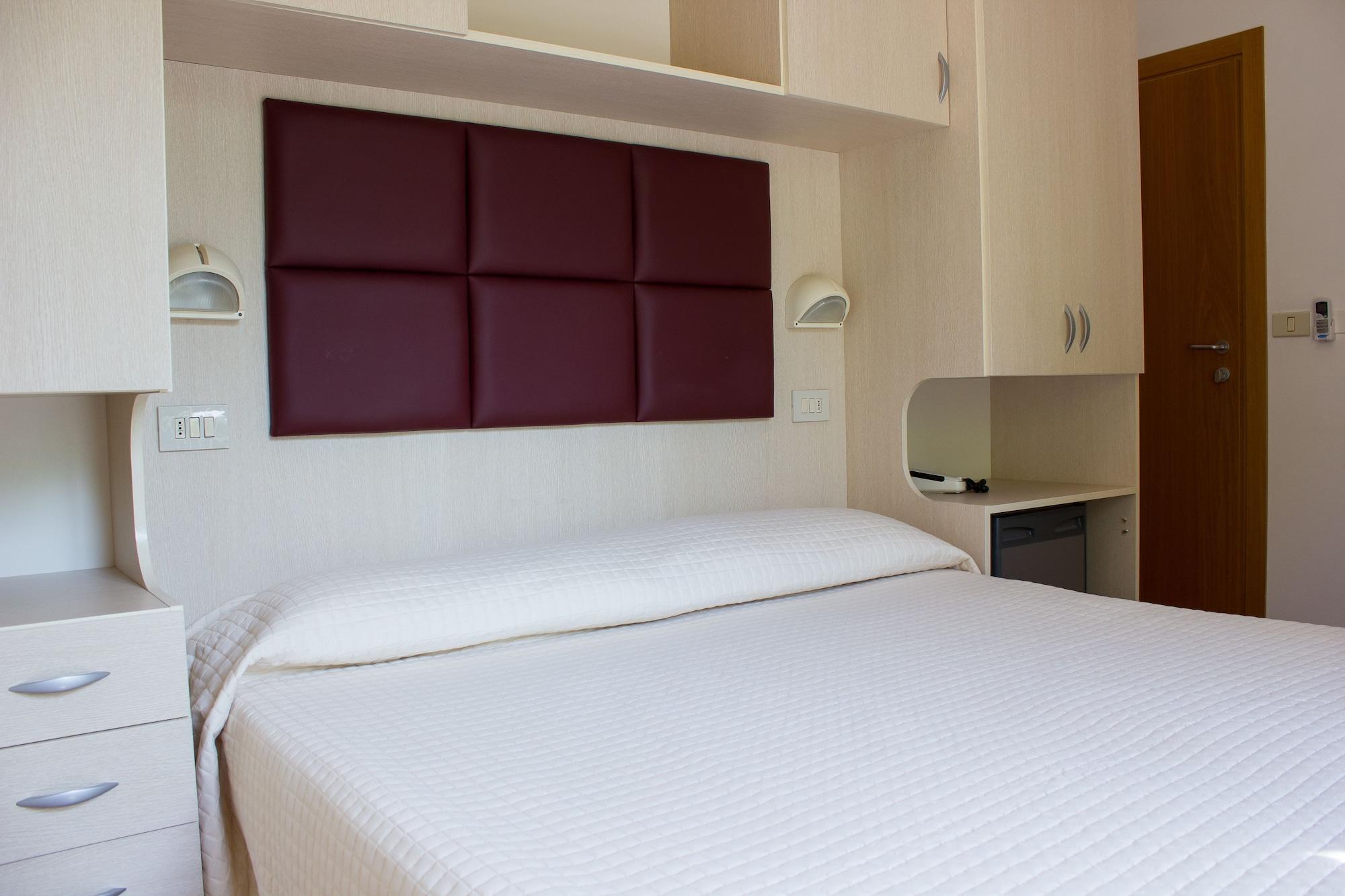 Hotel Stresa Rimini Kültér fotó