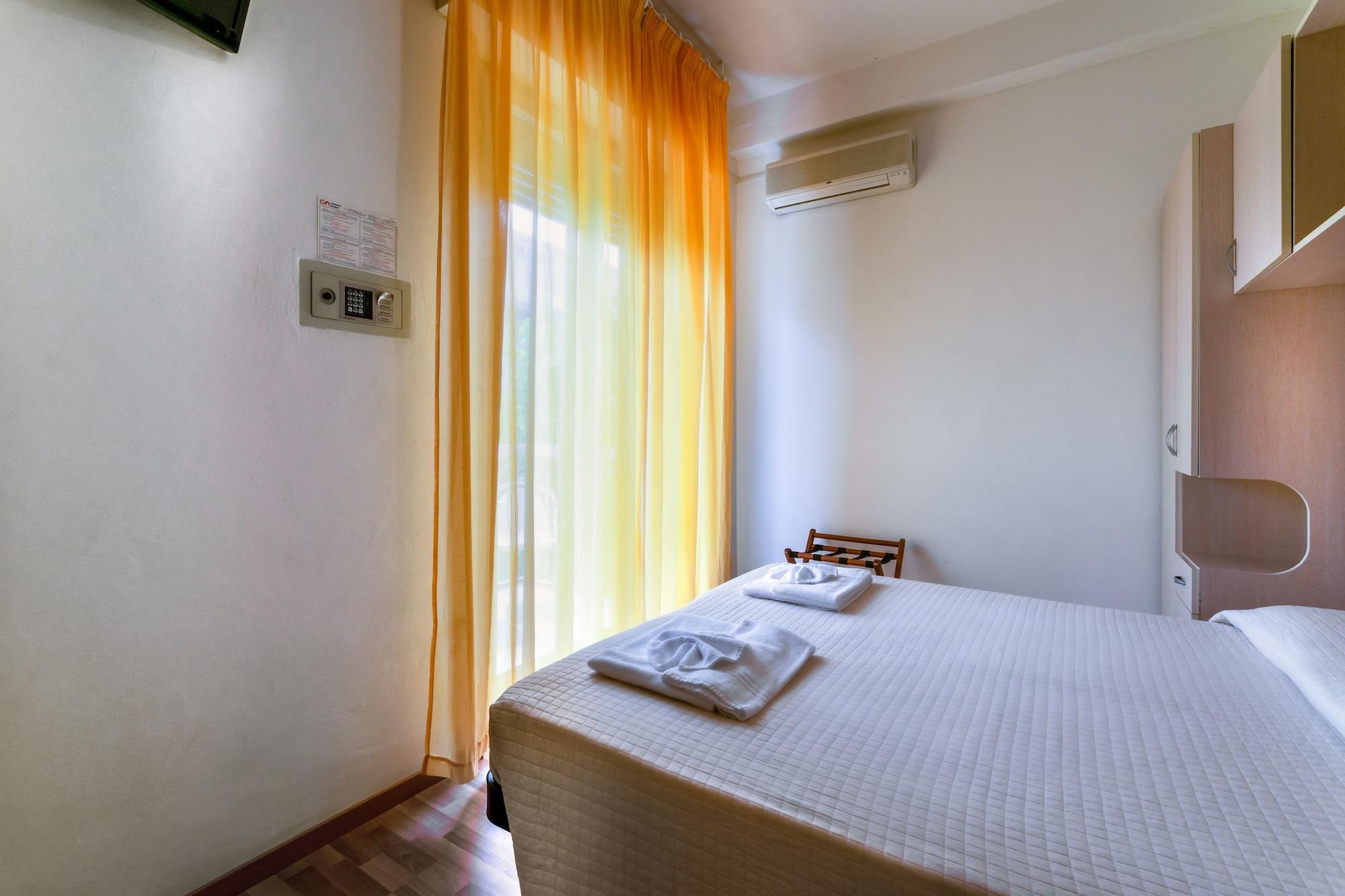 Hotel Stresa Rimini Kültér fotó