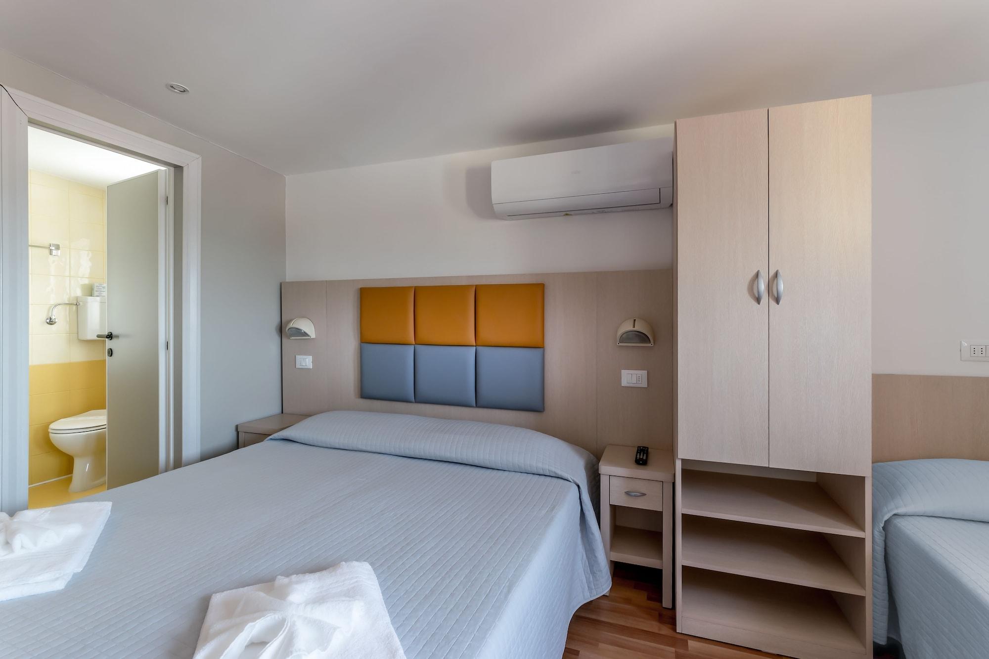 Hotel Stresa Rimini Kültér fotó