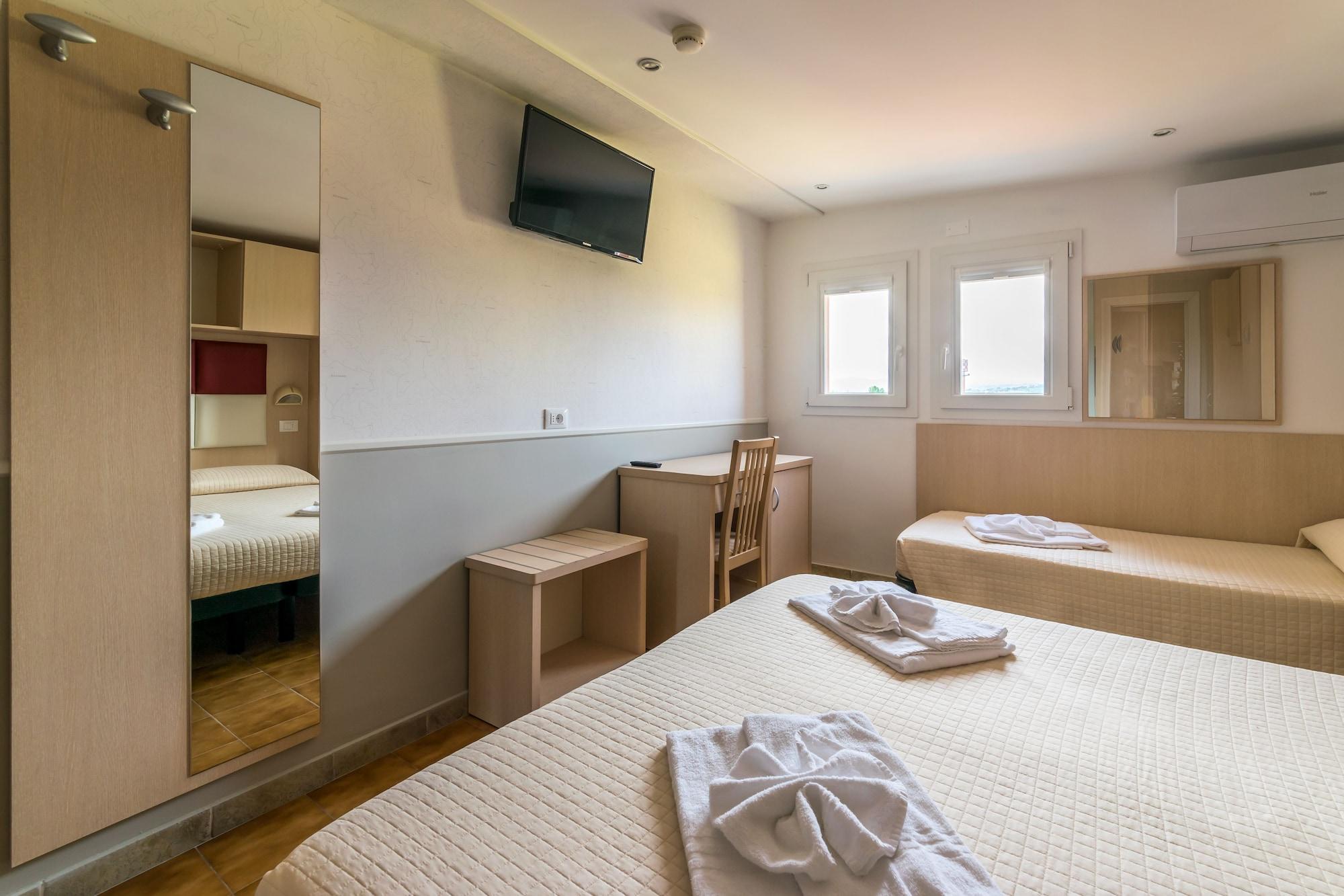 Hotel Stresa Rimini Kültér fotó