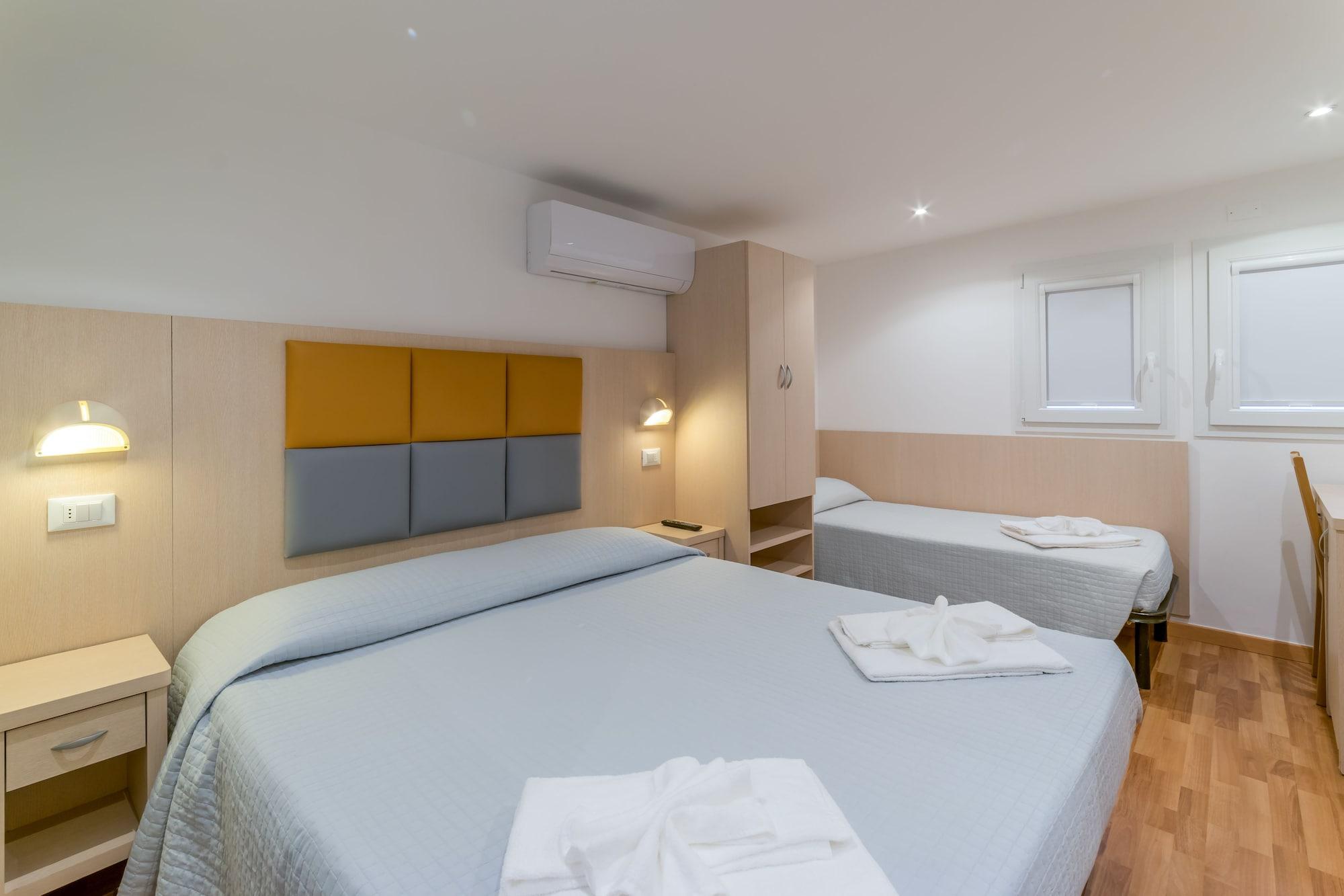 Hotel Stresa Rimini Kültér fotó