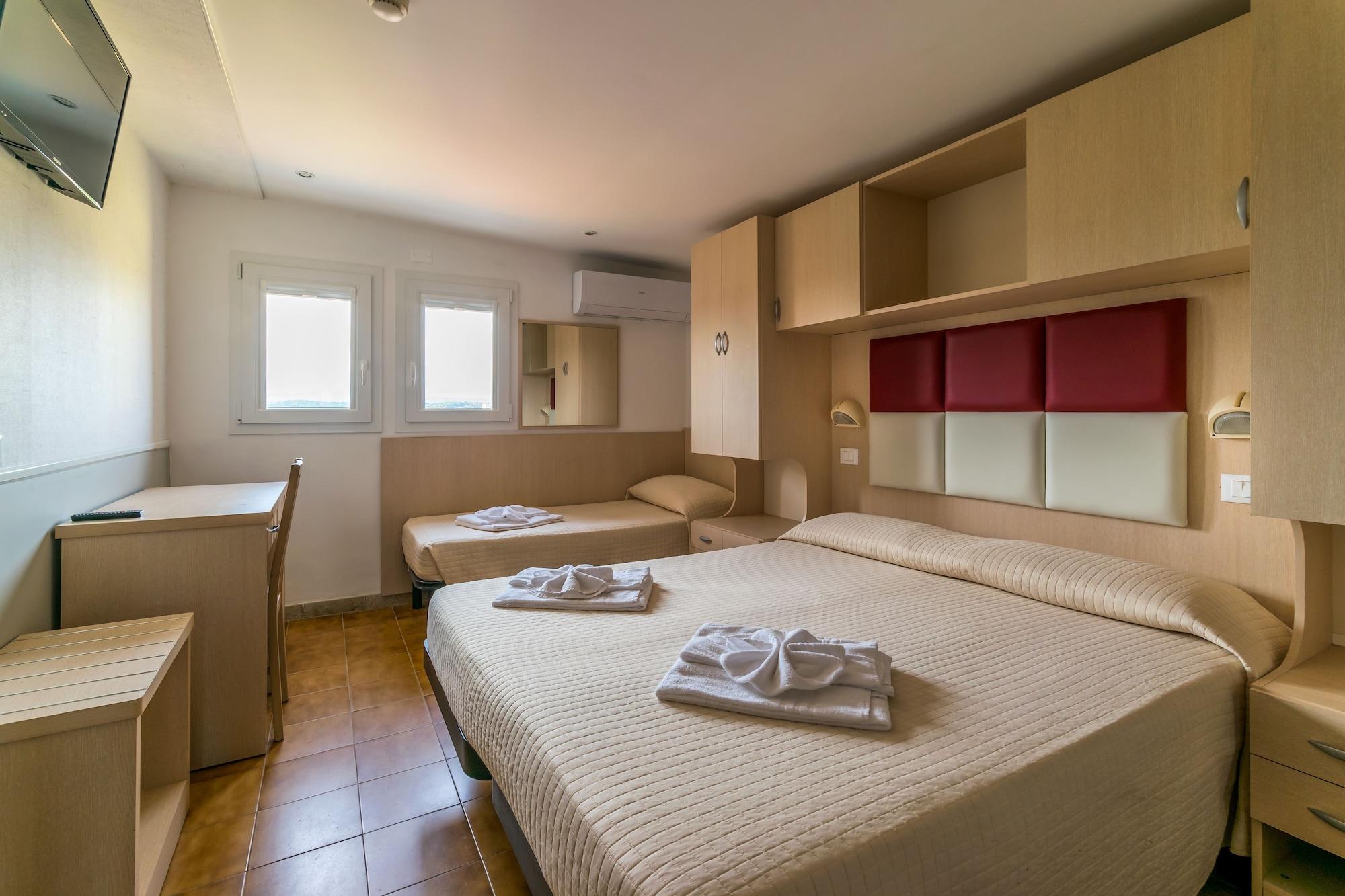 Hotel Stresa Rimini Kültér fotó