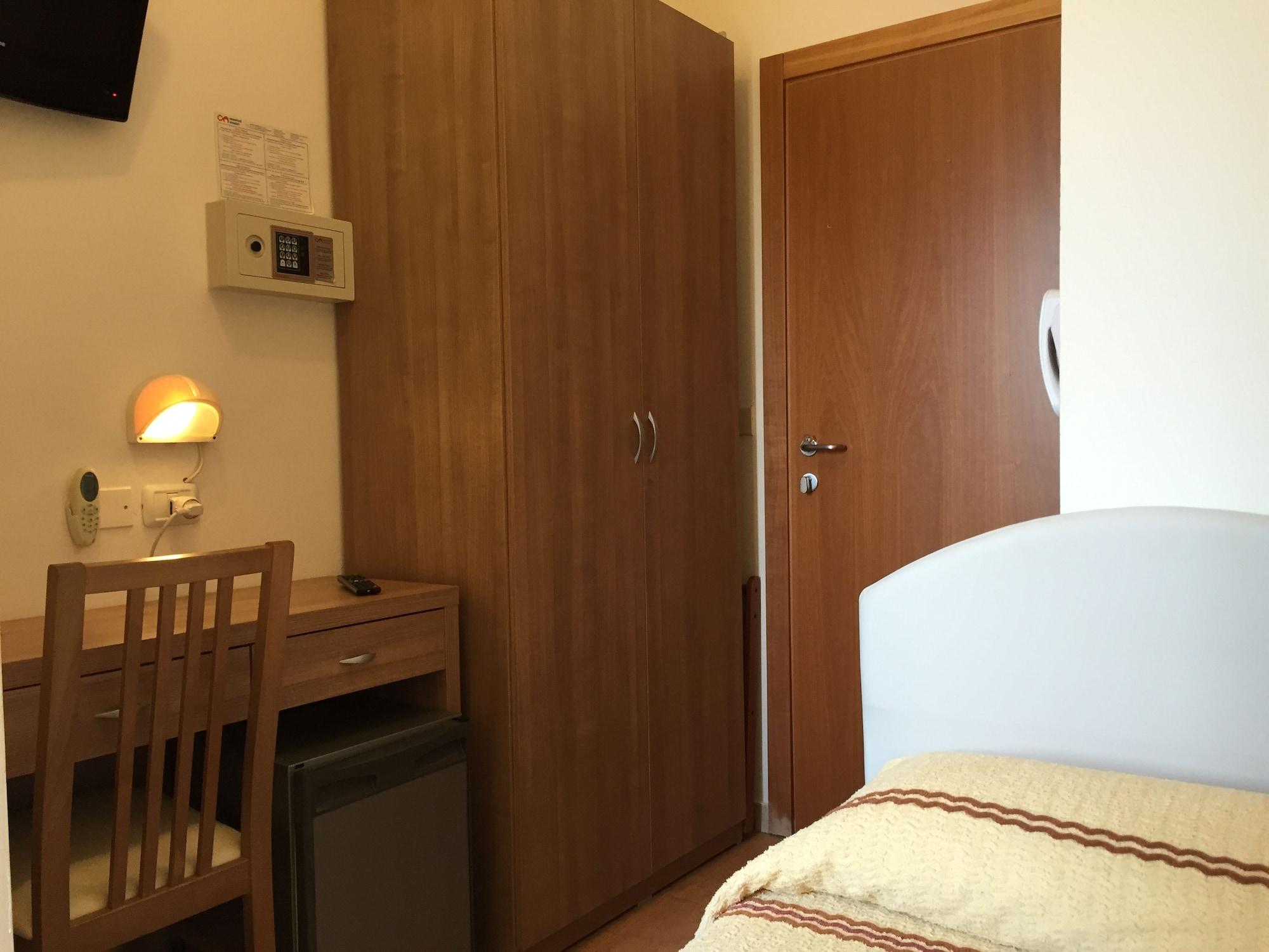 Hotel Stresa Rimini Kültér fotó